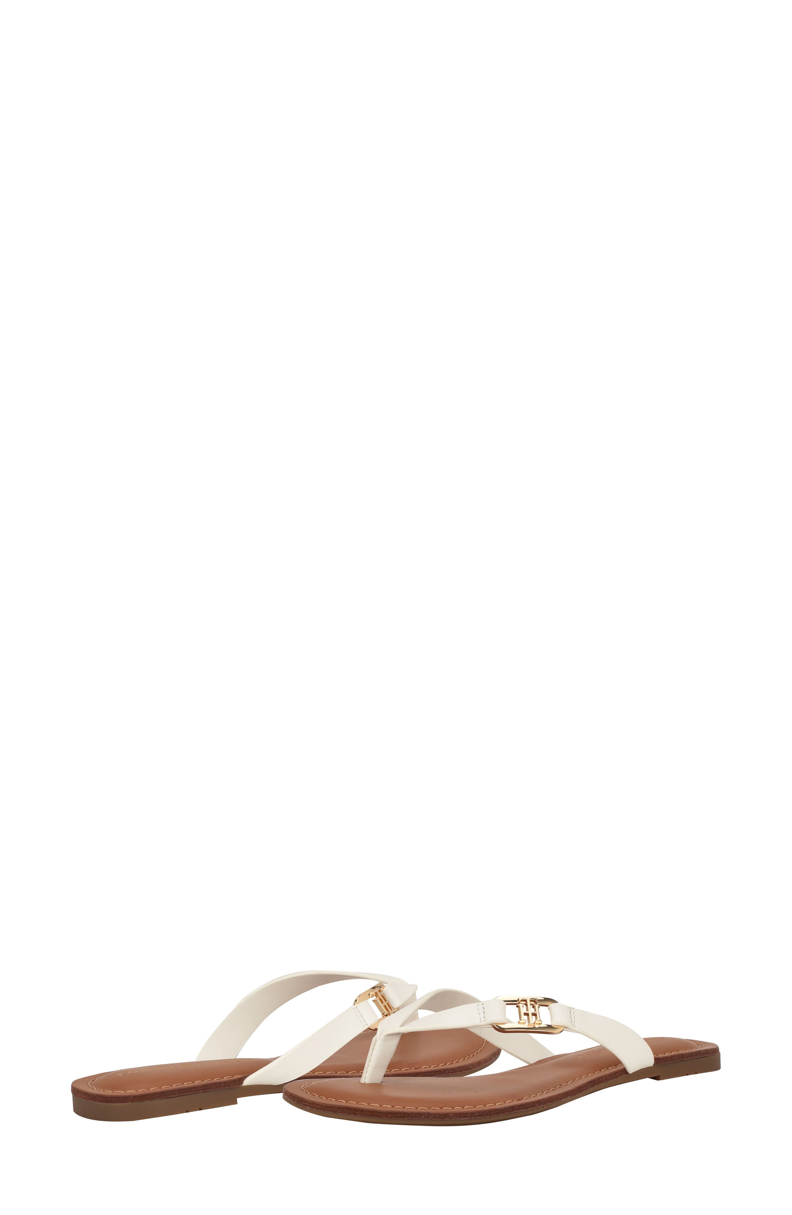 Tommy Hilfiger Liande Thong Sandal, Alternate, color, White