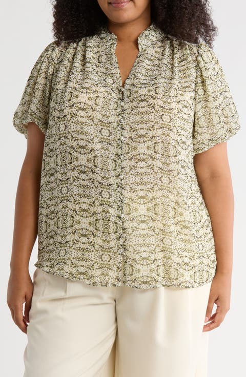 Short Sleeve Button-Up Top (Plus)