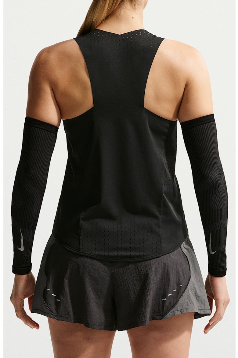 AeroSwift Dri-FIT ADV Running Singlet, Alternate, color, BLACK/ WHITE