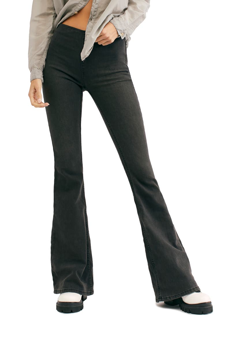 We the Free by Free People Gummy Pull-On Flare Leg Jeans, Main, color, BLACK