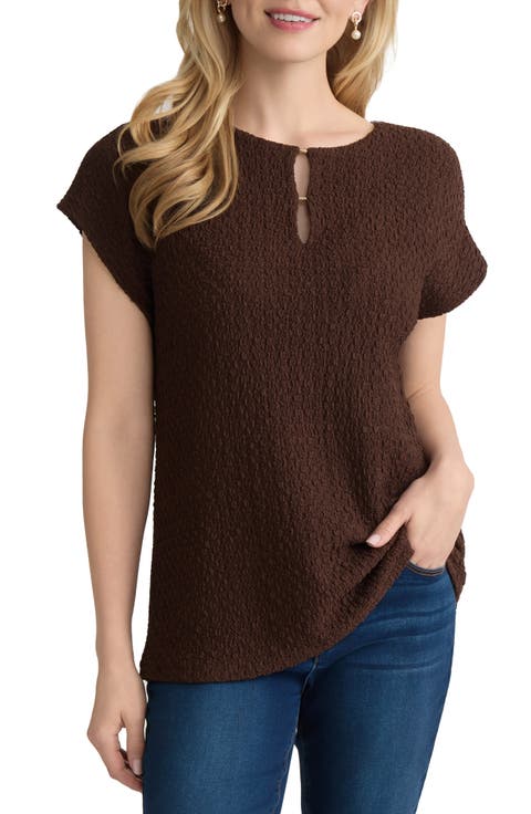 Extended Shoulder Textured Top