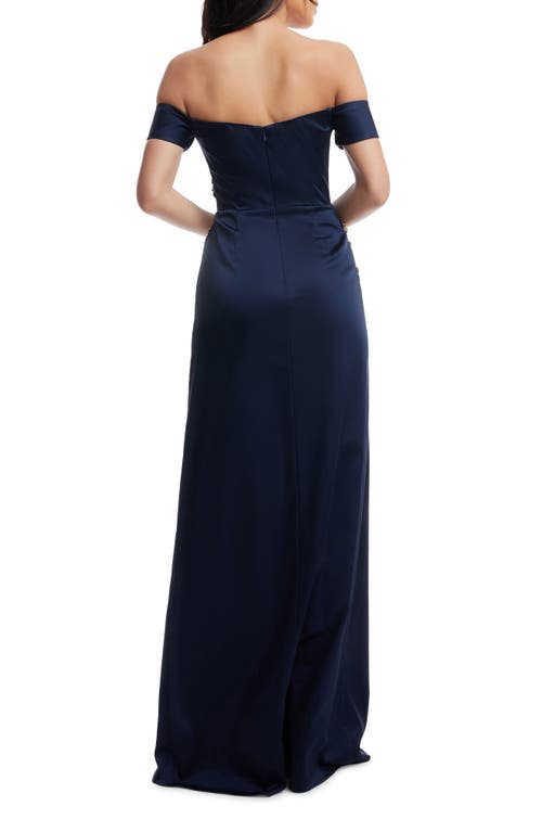 DRESS THE POPULATION DRESS THE POPULATION LOGAN FLORAL APPLIQUÉ OFF THE SHOULDER GOWN 