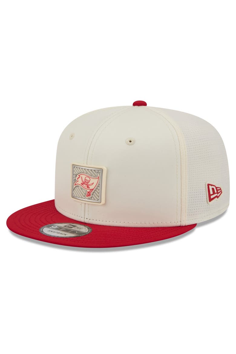 Men's New Era  Cream/Red Tampa Bay Buccaneers 2026 NFL Training Camp 9FIFTY Snapback Hat, Alternate, color, Cream