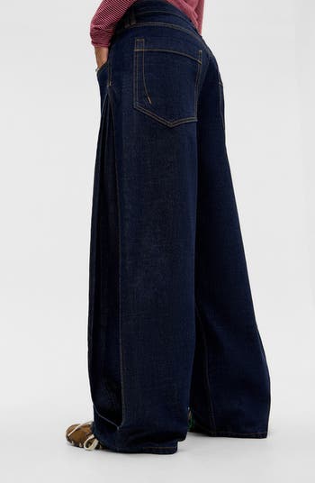 Jaya Side Pleat Wide Leg Jeans