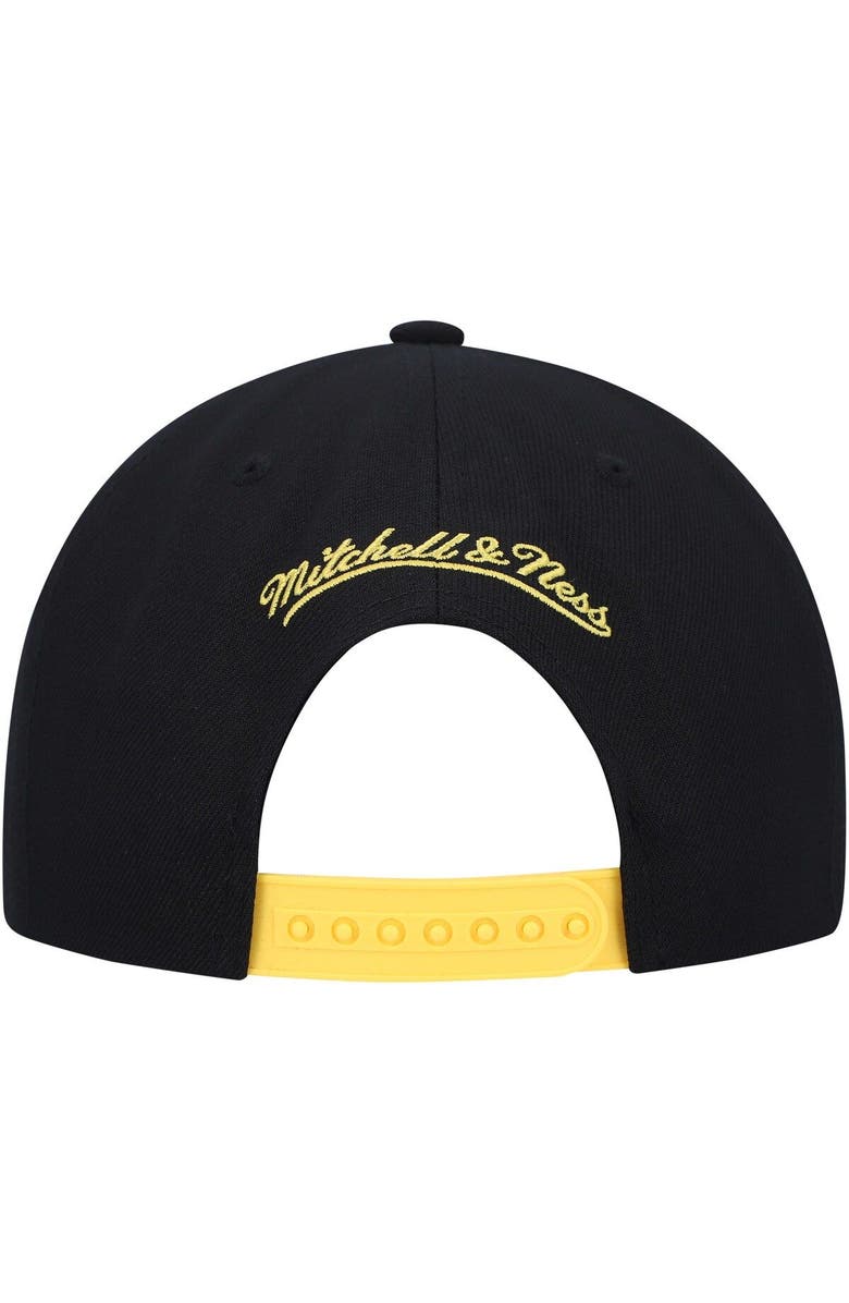 Mitchell & Ness Men's Mitchell & Ness Black Boston Bruins Retro Lock Up Snapback Hat, Alternate, color, 