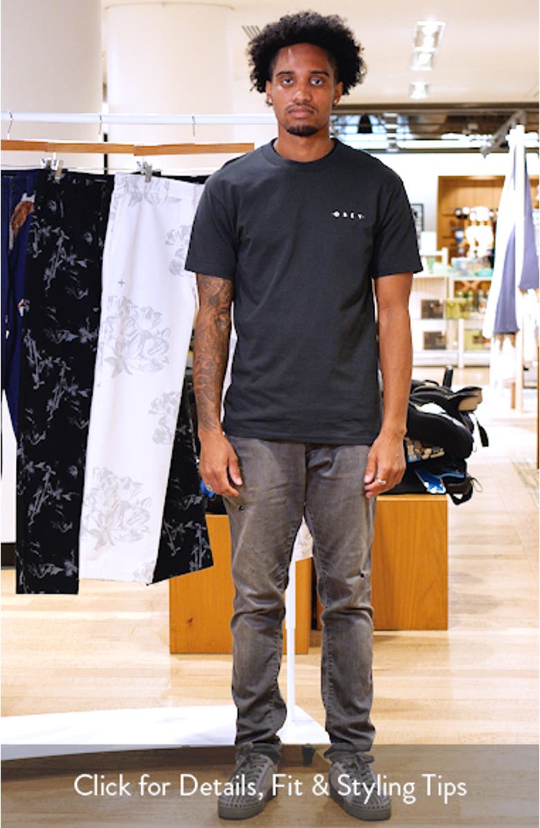 Architecture of the Uni Cotton Graphic T-Shirt, sales video thumbnail