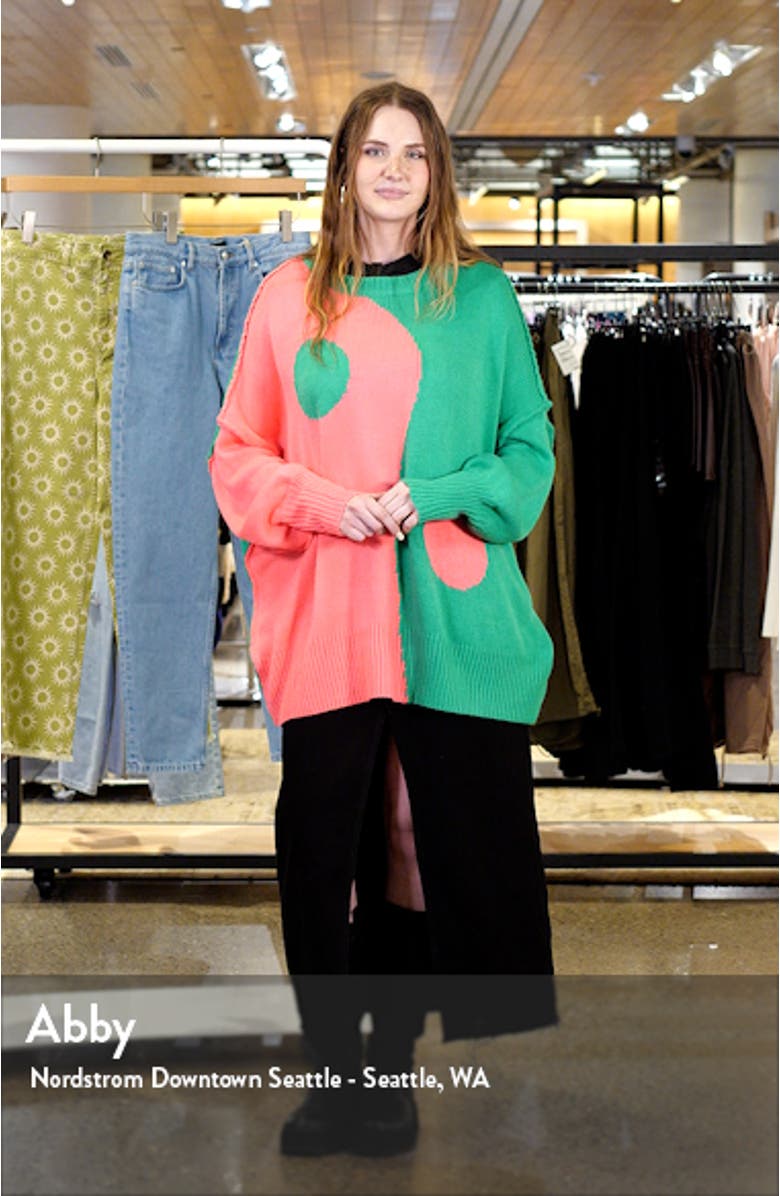 Yin & Yang Oversize Sweater, sales video thumbnail