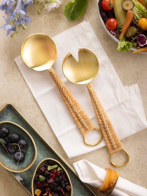 Gauri Kohli Helsinki Salad Servers, Set Of 2 In Gold