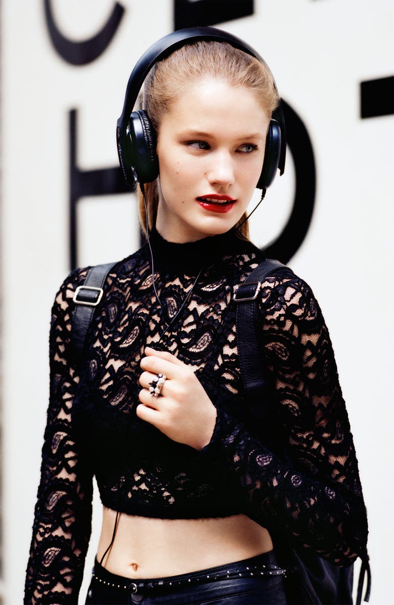 Topshop Lace Crop Top, Alternate, color, 