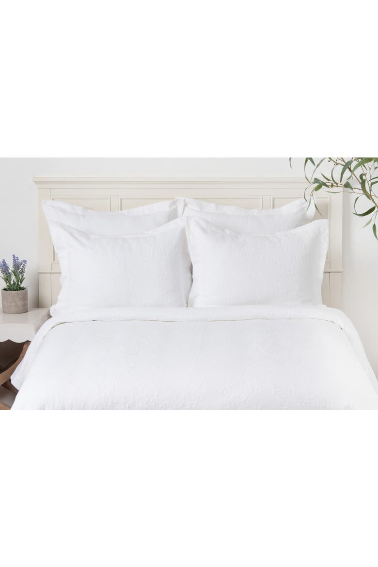 Jardin Matelass Full/Queen Coverlet, Alternate, color, White