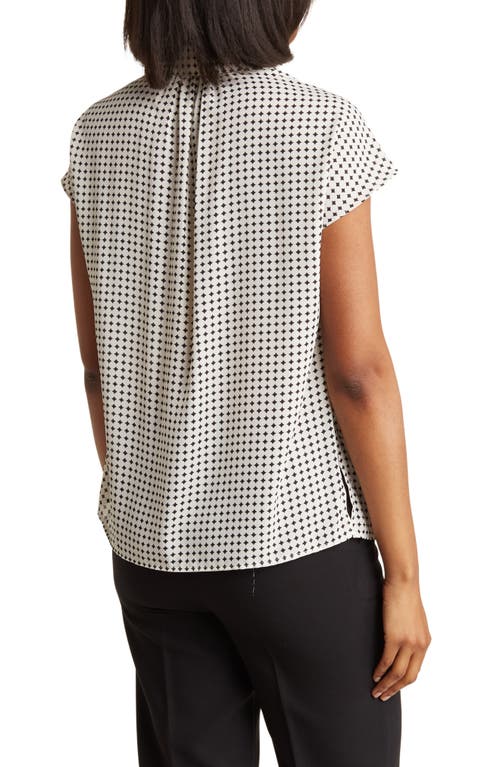 Max Studio Short Sleeve Popover Blouse In Ivry/blck Mdm Star Dot