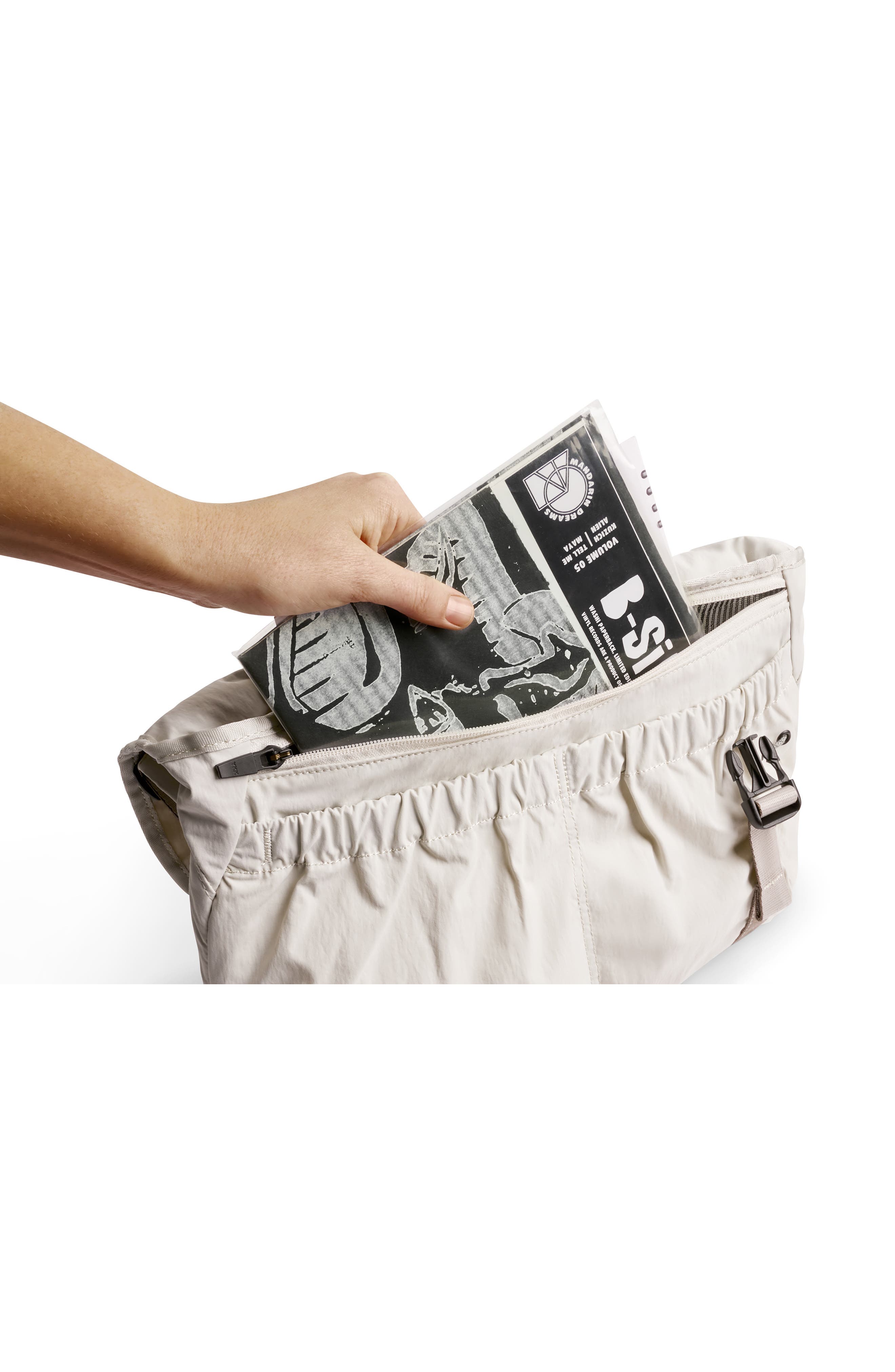 Bellroy Cinch Messenger Bag, Alternate, color, Oat