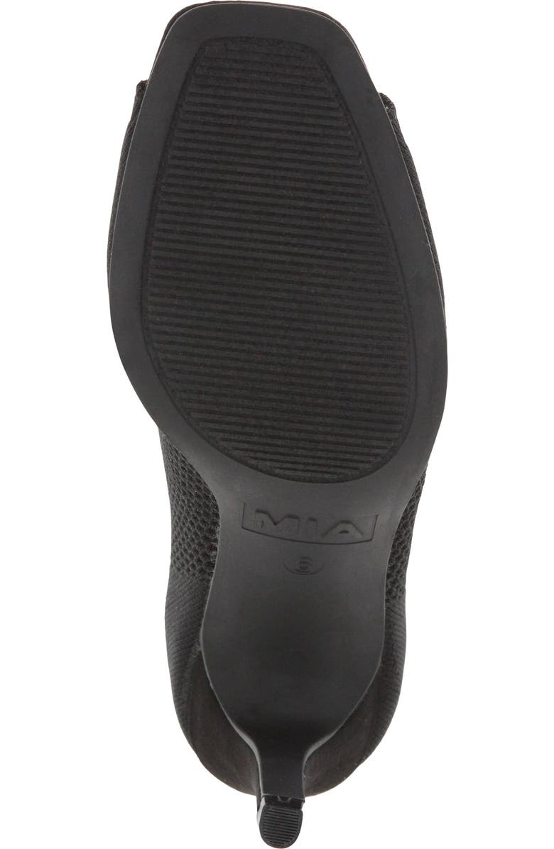 MIA Saddie Flyknit Bootie, Alternate, color,