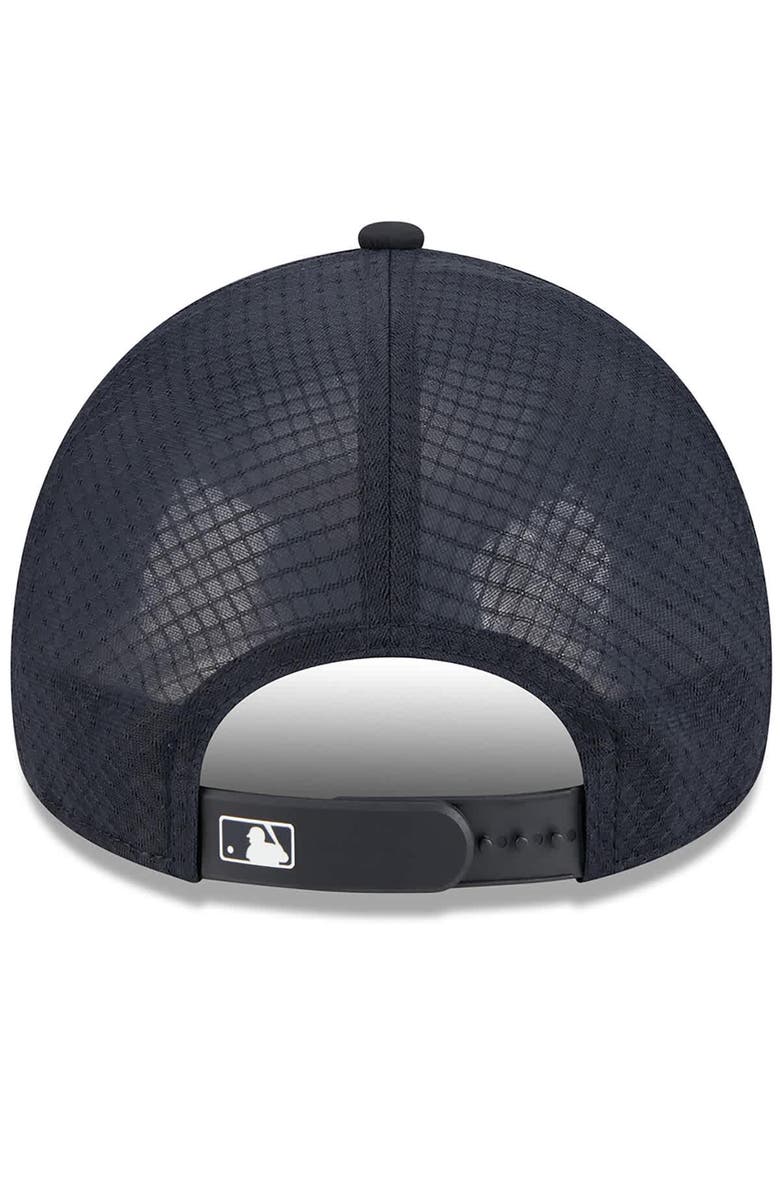 New Era Men's New Era Navy Chicago Cubs 2026 Batting Practice Alternate Apex 9FORTY Adjustable Hat, Alternate, color, Navy