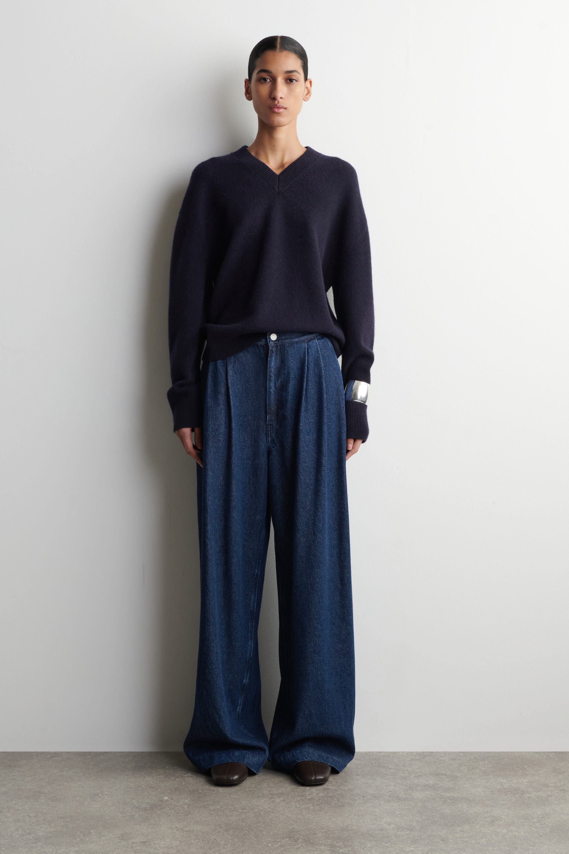 Pleated Wide Denim Pants - image 3