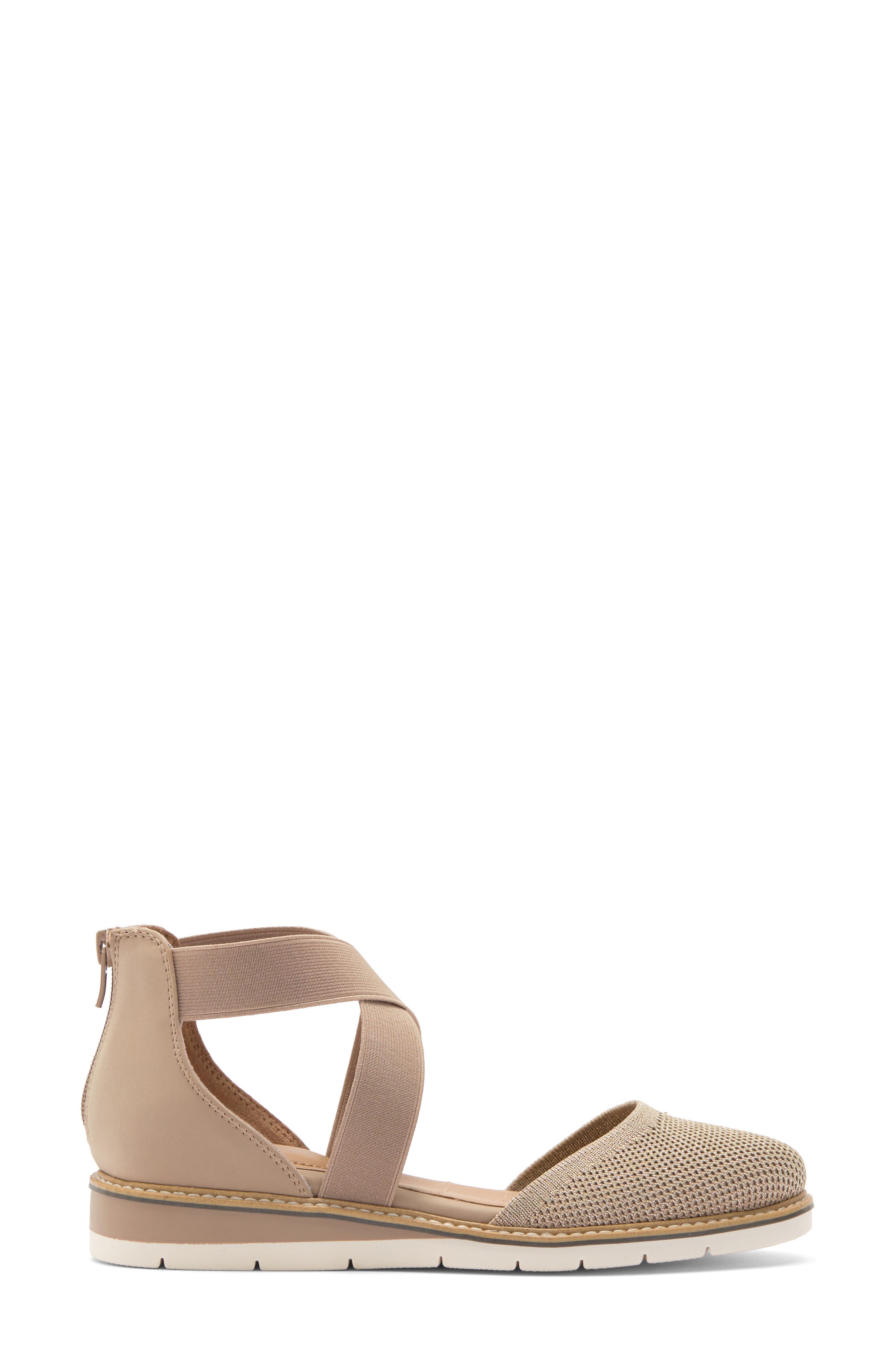 Me Too Hazy Wedge Pump, Alternate, color, Sesame Metallic