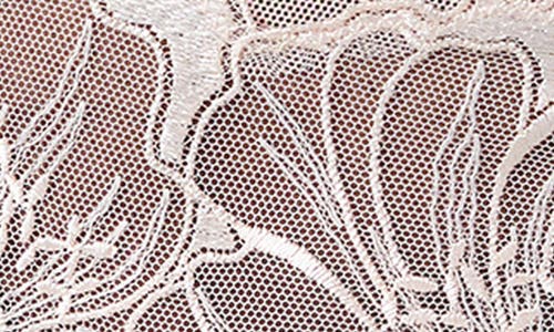 Etam Amaryllis Embroidered Thong In White