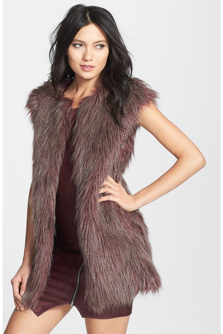 Romeo & Juliet Couture Faux Fur Vest, Main, color, BURGUNDY