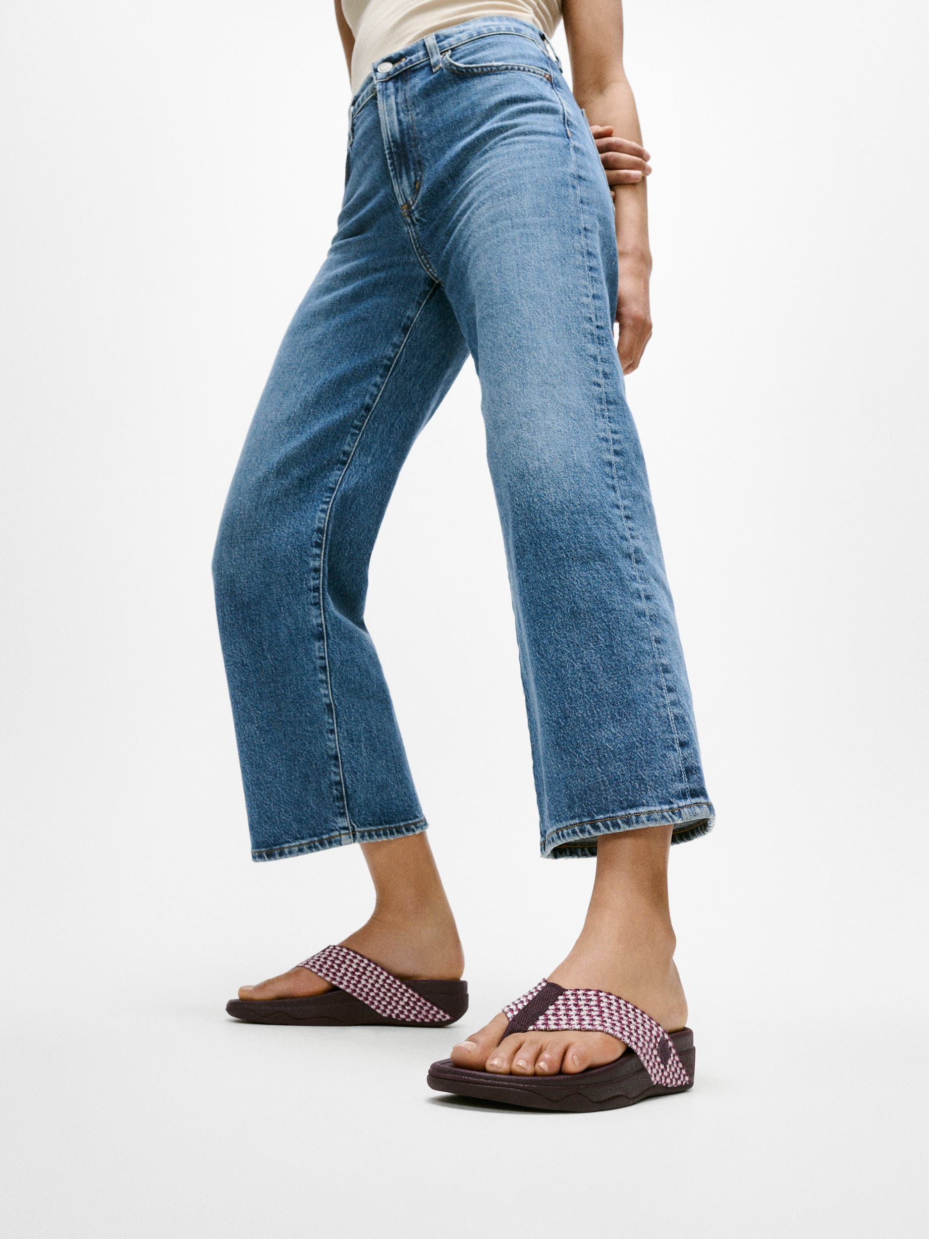 FitFlop Surfa Multi Tone Toe Post Sandals, Alternate, color, Plumberry