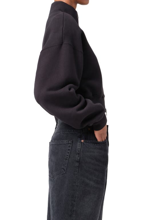 Agolde Asta Oversize Crop Zip Sweatshirt In Washed Blk (blk W/wsh Seams)