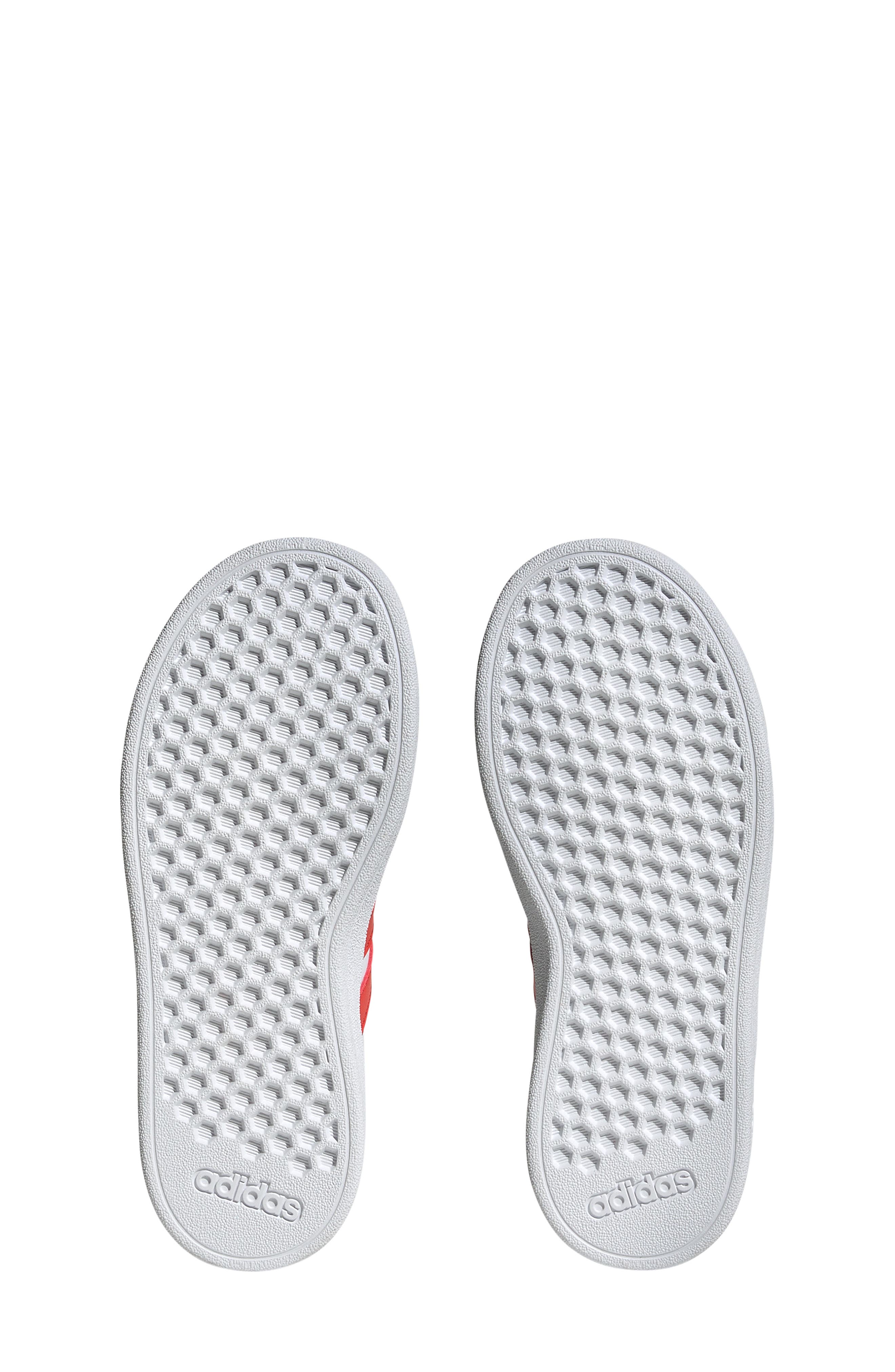 Grand Court 2.0 Sneaker, Alternate, color, WHITE/ BRIGHT RED/ BLACK