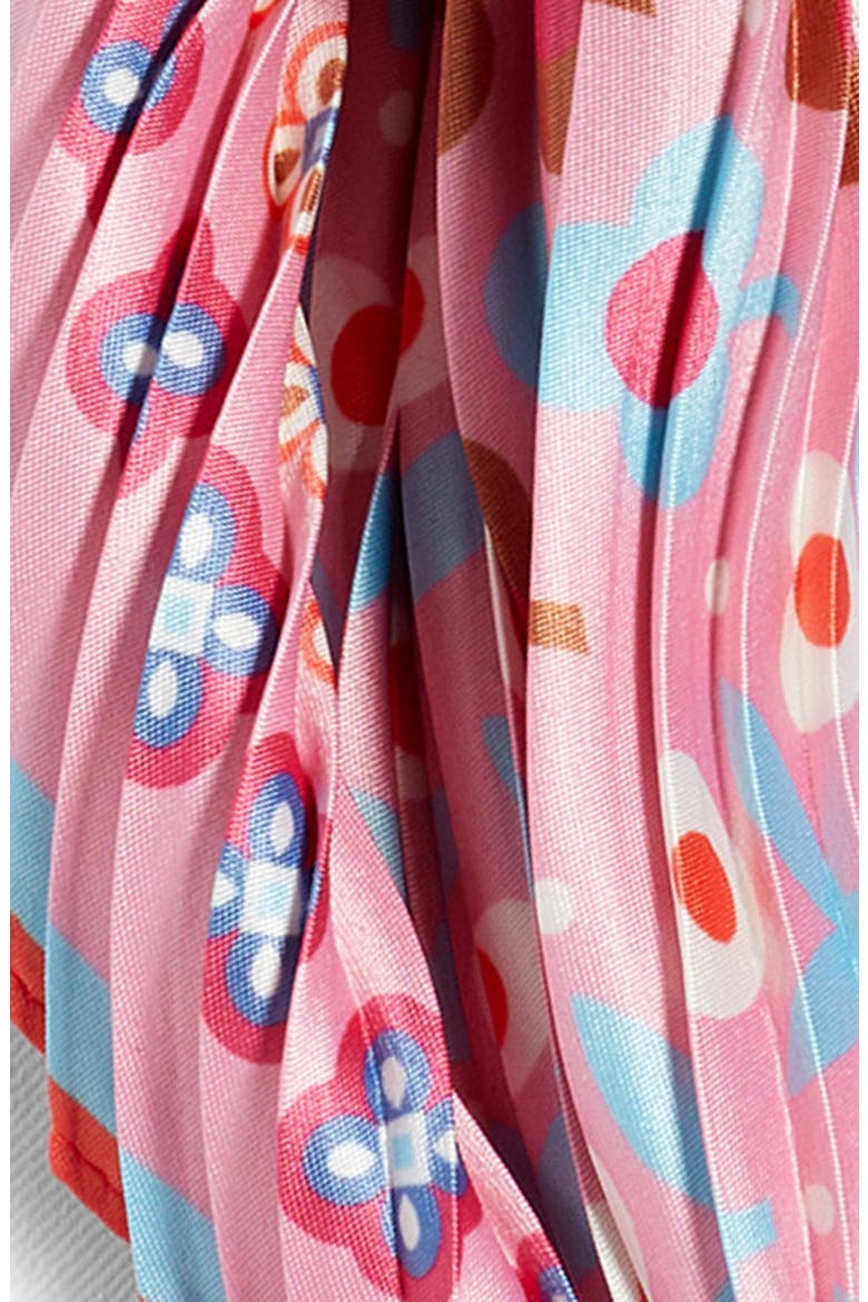 Clover Pleated Diamond Scarf, Alternate, color, BEACH PINK
