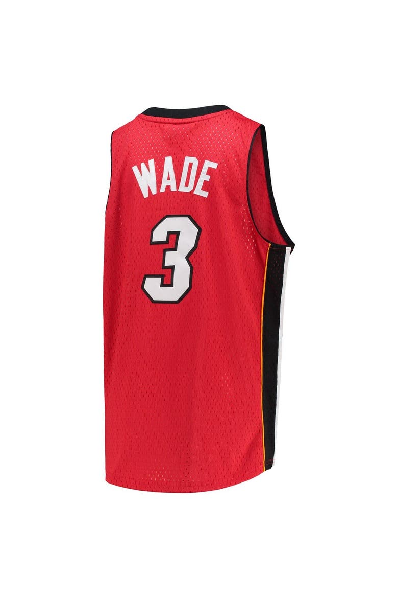 Youth Mitchell & Ness Dwyane Wade Red Miami Heat 2005/06 Hardwood Classics Swingman Jersey, Alternate, color, Red