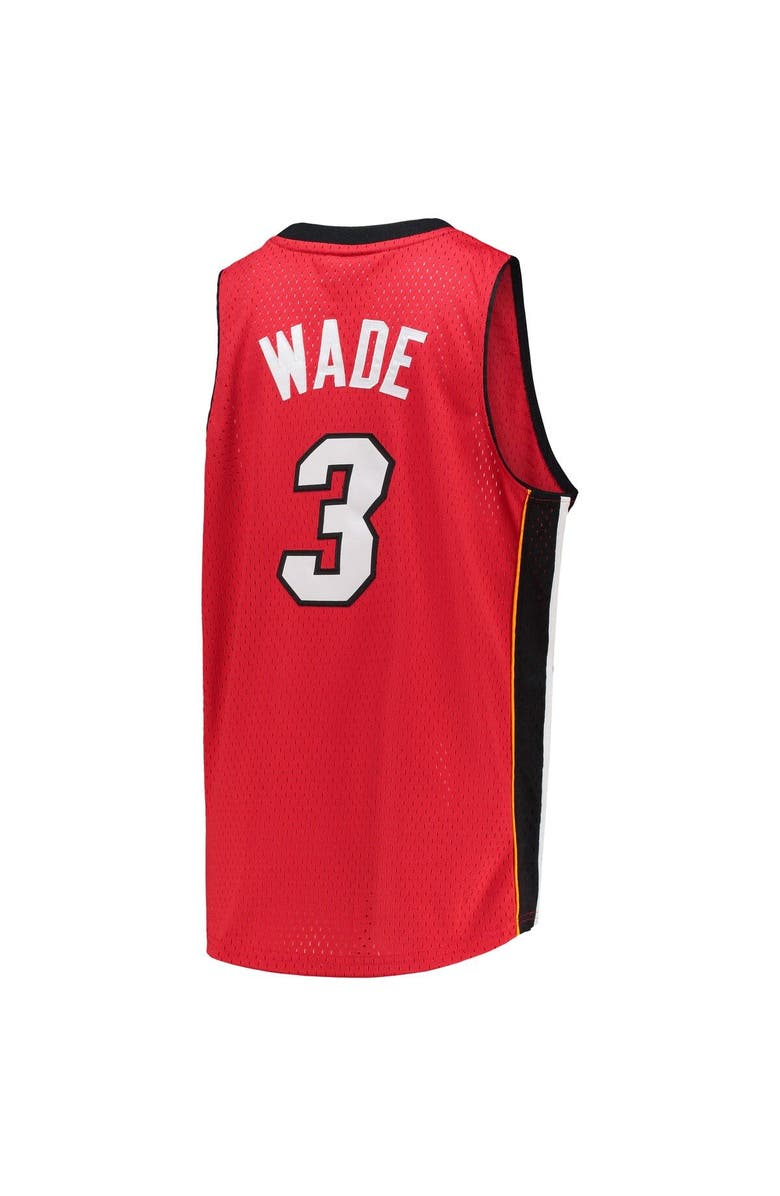 Mitchell & Ness Youth Mitchell & Ness Dwyane Wade Red Miami Heat 2005/06 Hardwood Classics Swingman Jersey, Alternate, color, Red