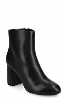 Journee Collection Kit Ankle Boot