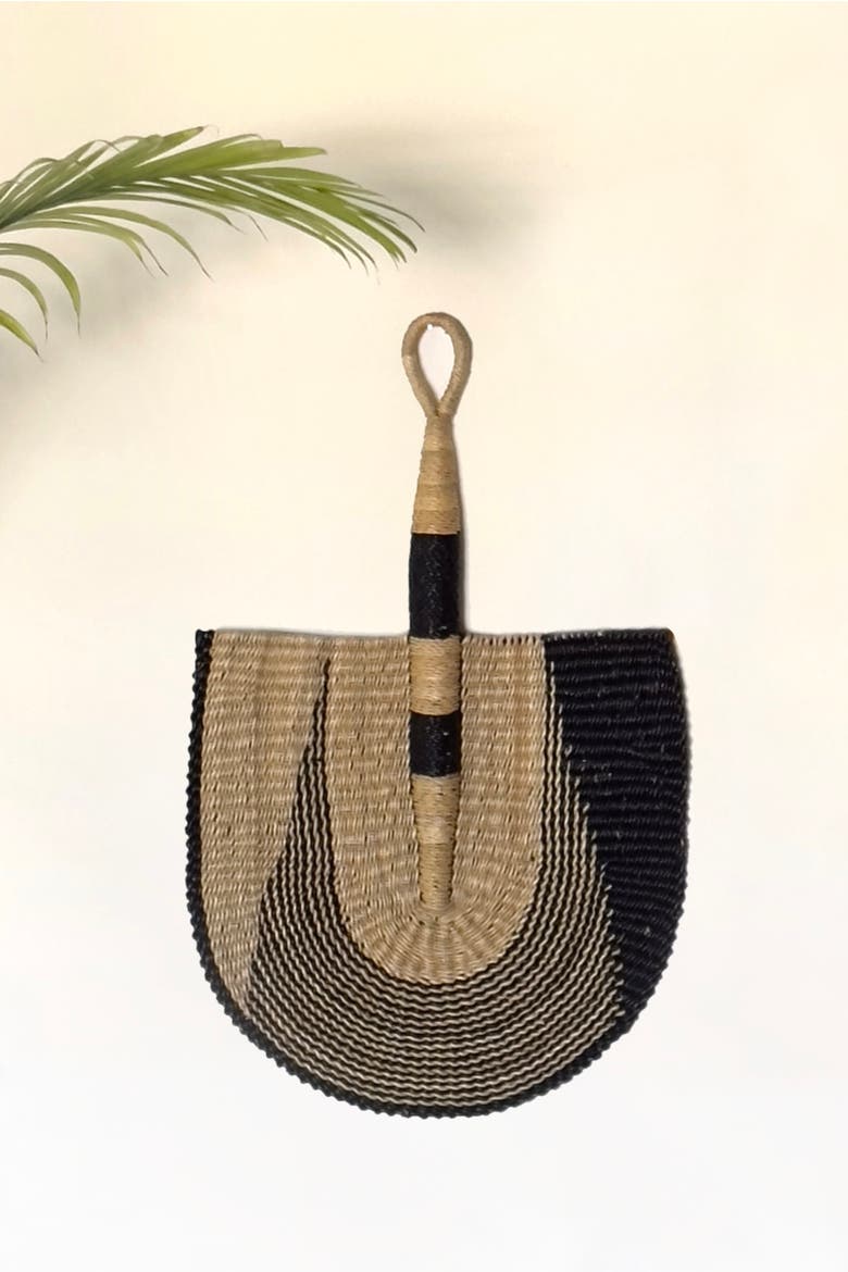 Standard Fan in Natural & Black, Alternate, color, Natural & Black