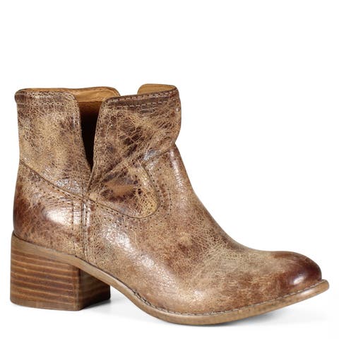 WALNUT GROVE Distressed Leather Pull-On Western Bootie