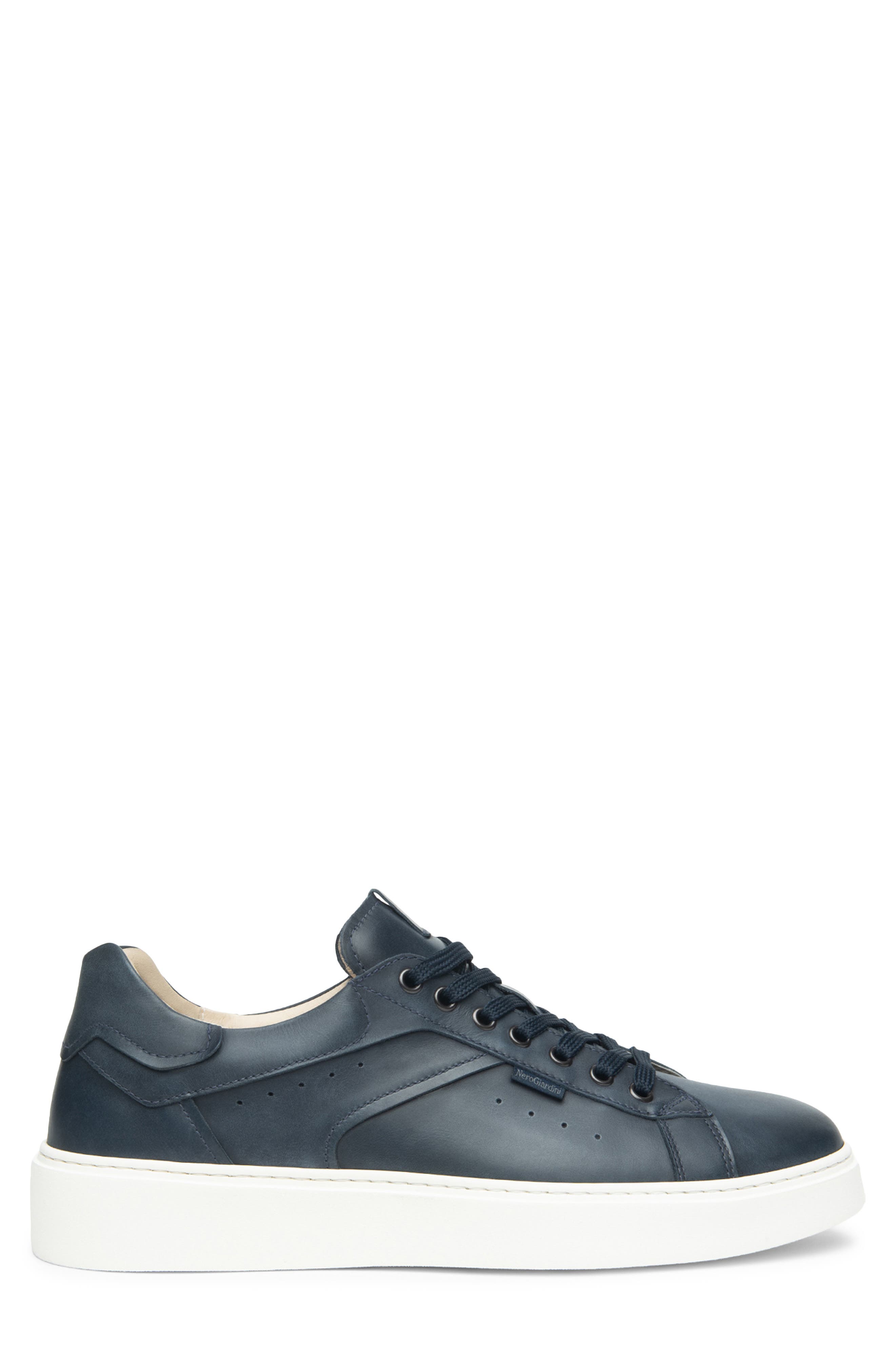 Low Top Sneaker - image 4