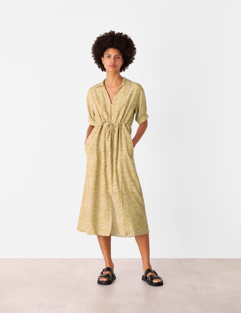 Tiger Flame Short Sleeve Midi Dress