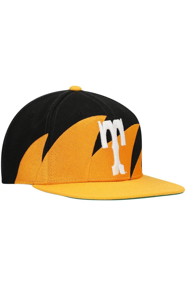 Mitchell & Ness Men's Mitchell & Ness Tennessee Orange/Black Tennessee Volunteers Sharktooth Snapback Hat, Alternate, color, Tennessee Orange