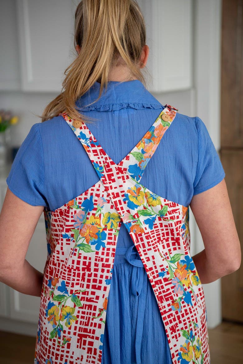 Lisbon Rose Farmhouse Apron, Alternate, color, Red