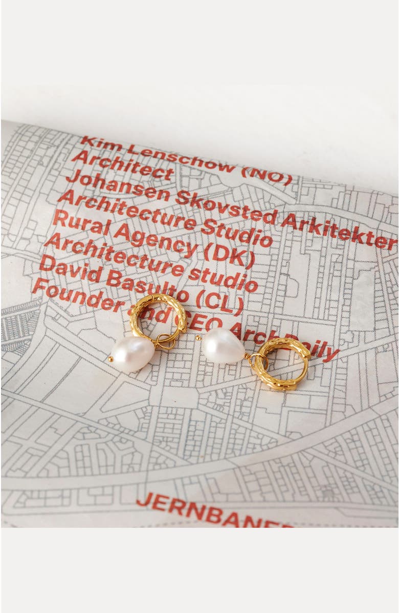 Enamel Copenhagen Significant Pearl Hoops, Alternate, color, Pearls