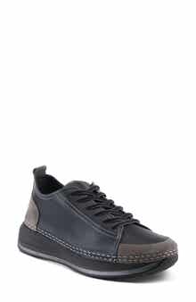 Angolan Sneaker
