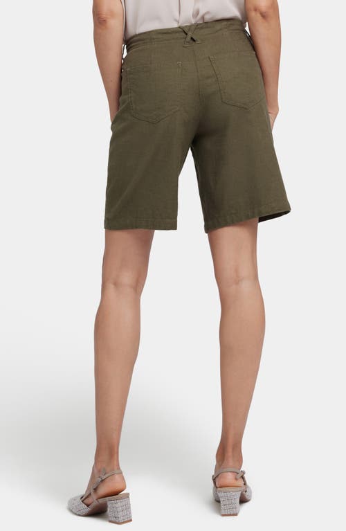 Nydj Five-pocket Stretch Linen Blend Bermuda Shorts In Green