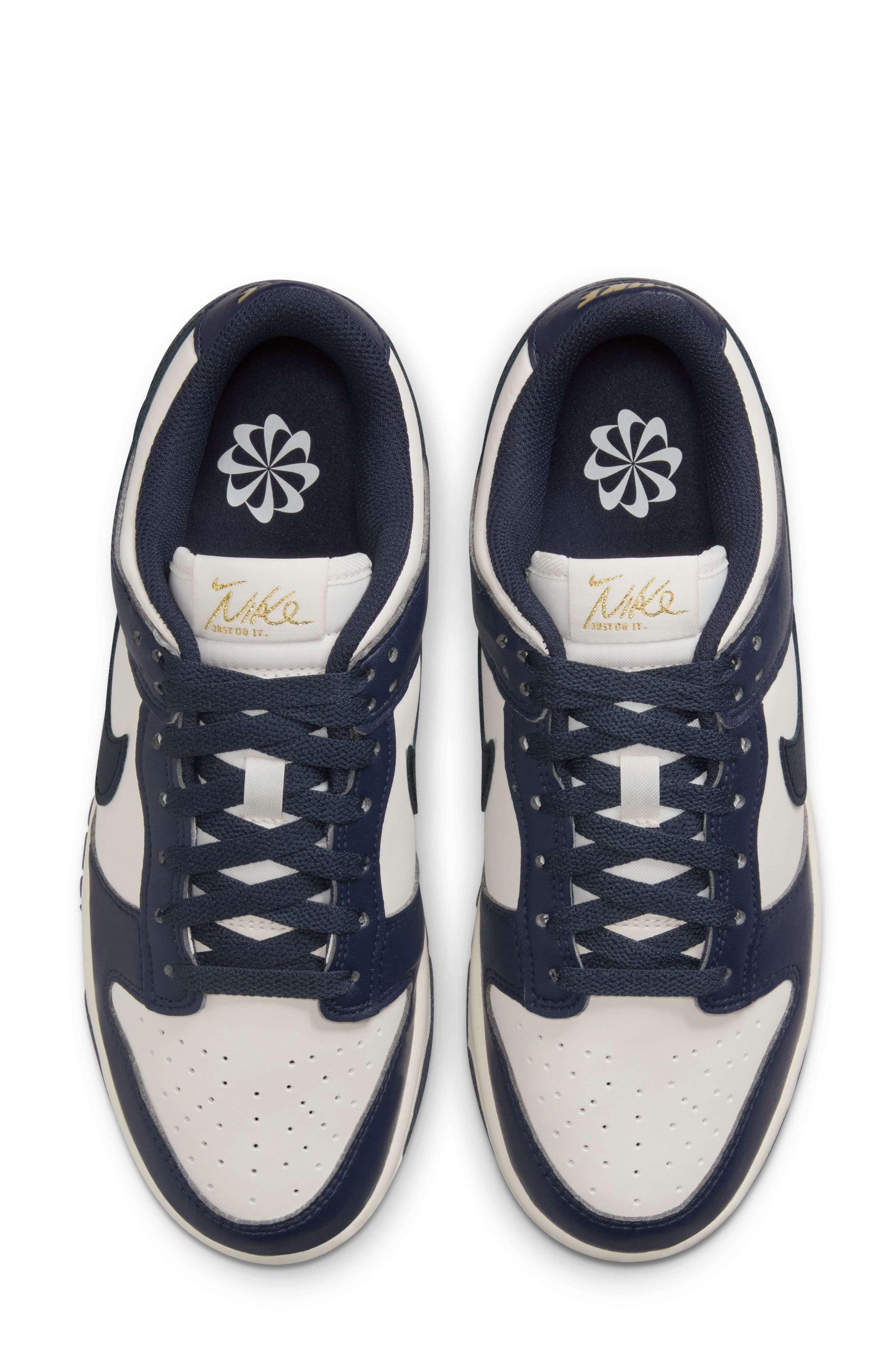 Nike Dunk Low Basketball Sneaker, Alternate, color, 