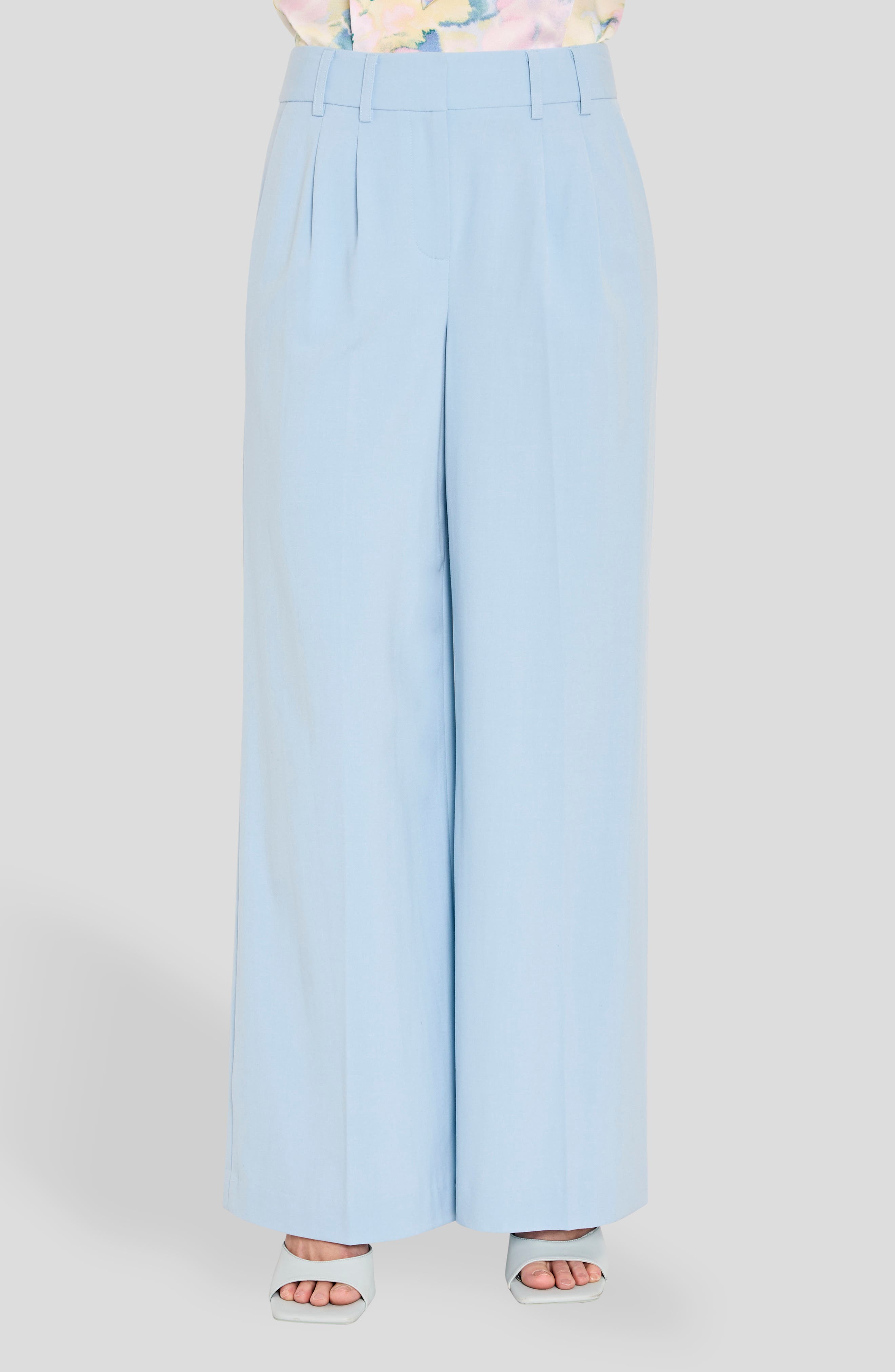 Pleated Wide Leg Pants