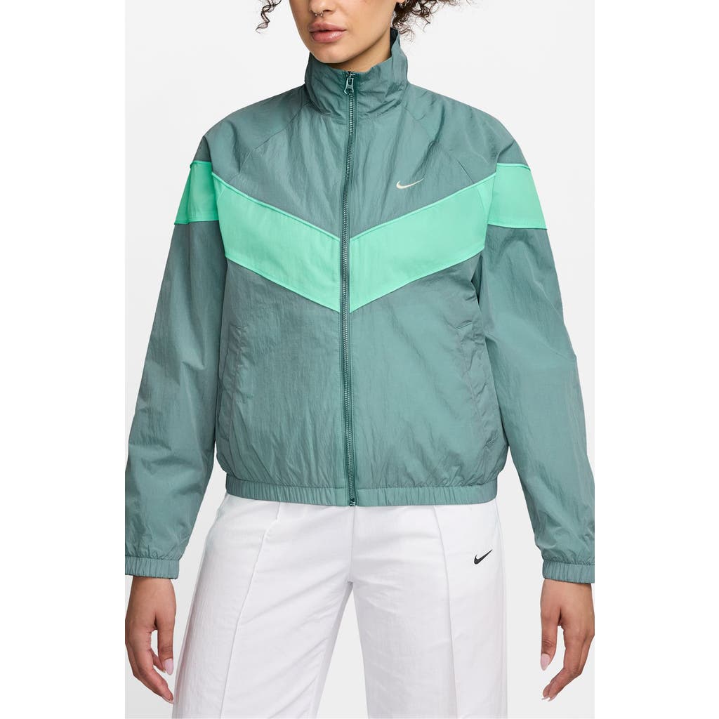 Nike Windrunner Water Repellent Jacket In Green