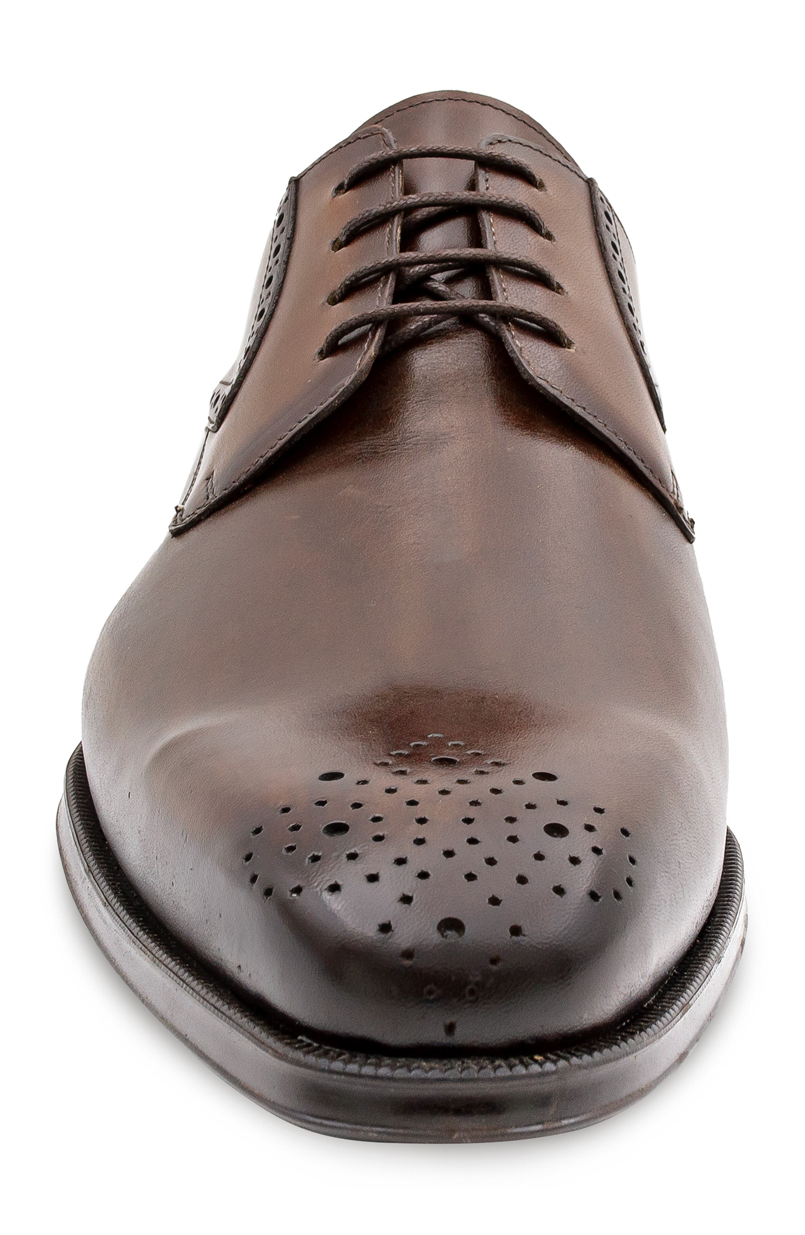 Mezlan Taso II Brogued Toe Derby, Alternate, color, Chestnut