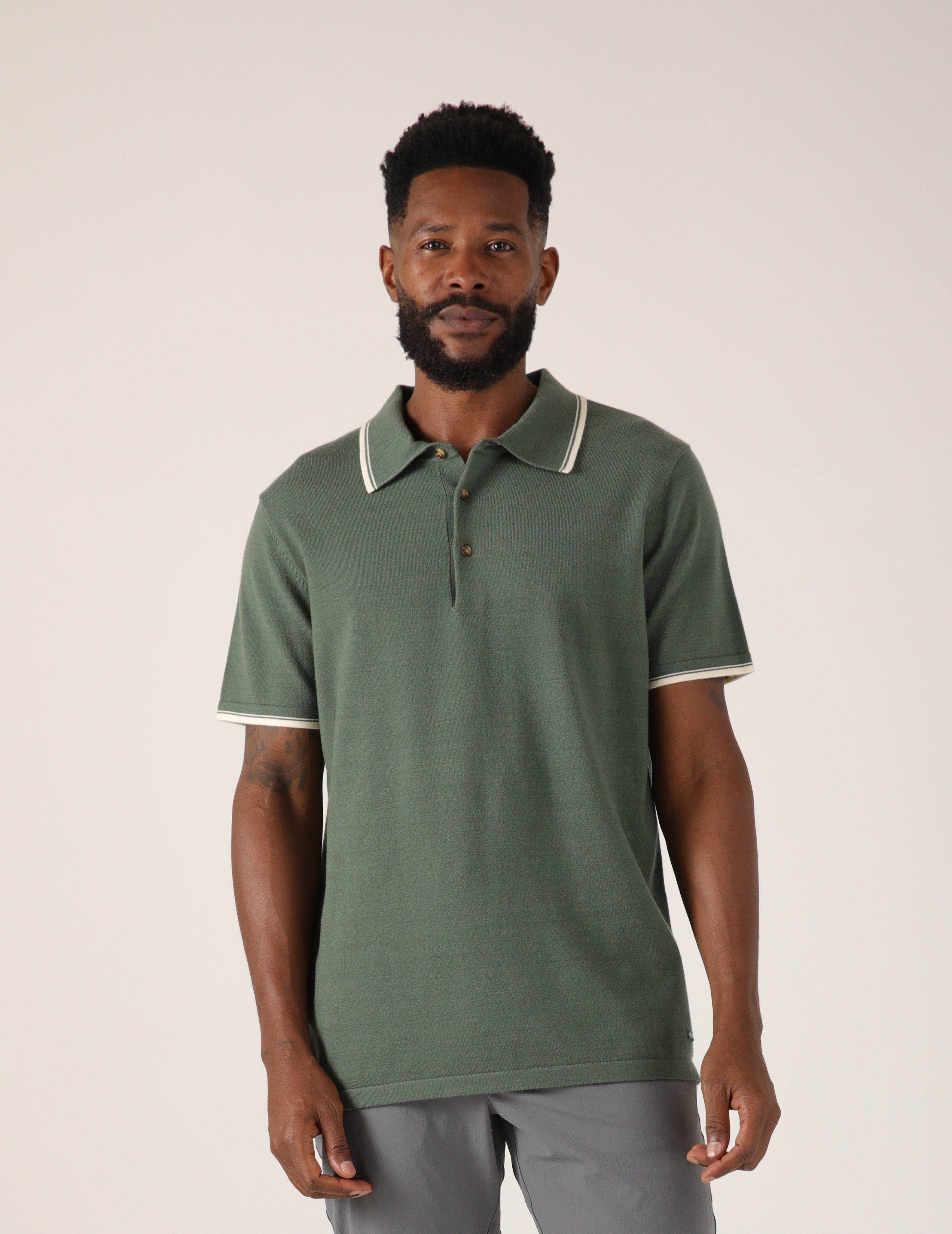 Smoky Basil/White