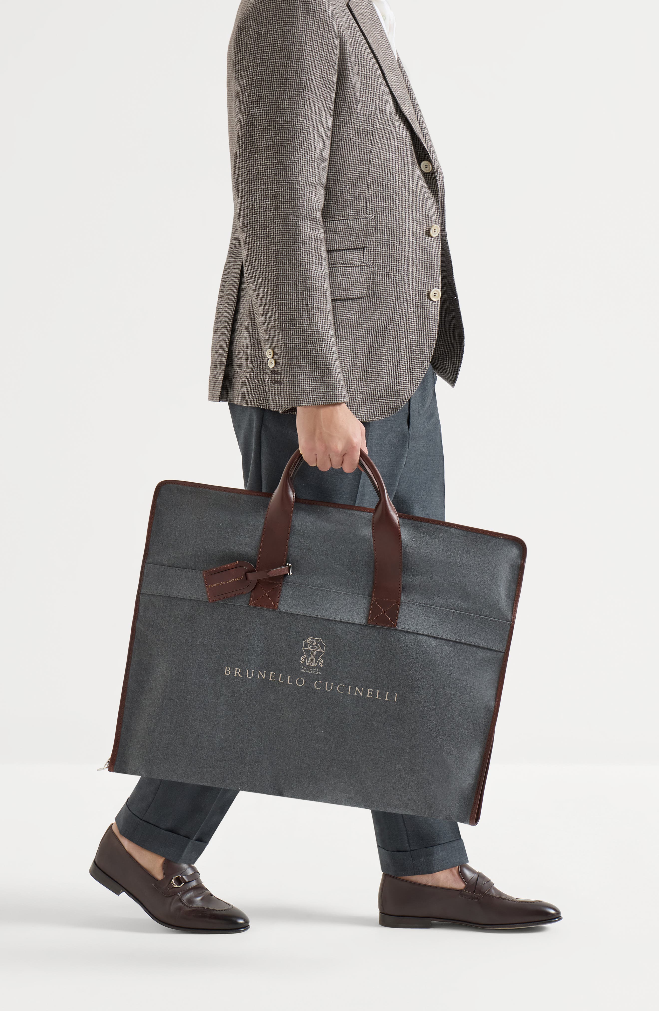 Brunello Cucinelli Calfskin suit carrier, Alternate, color, Anthracite