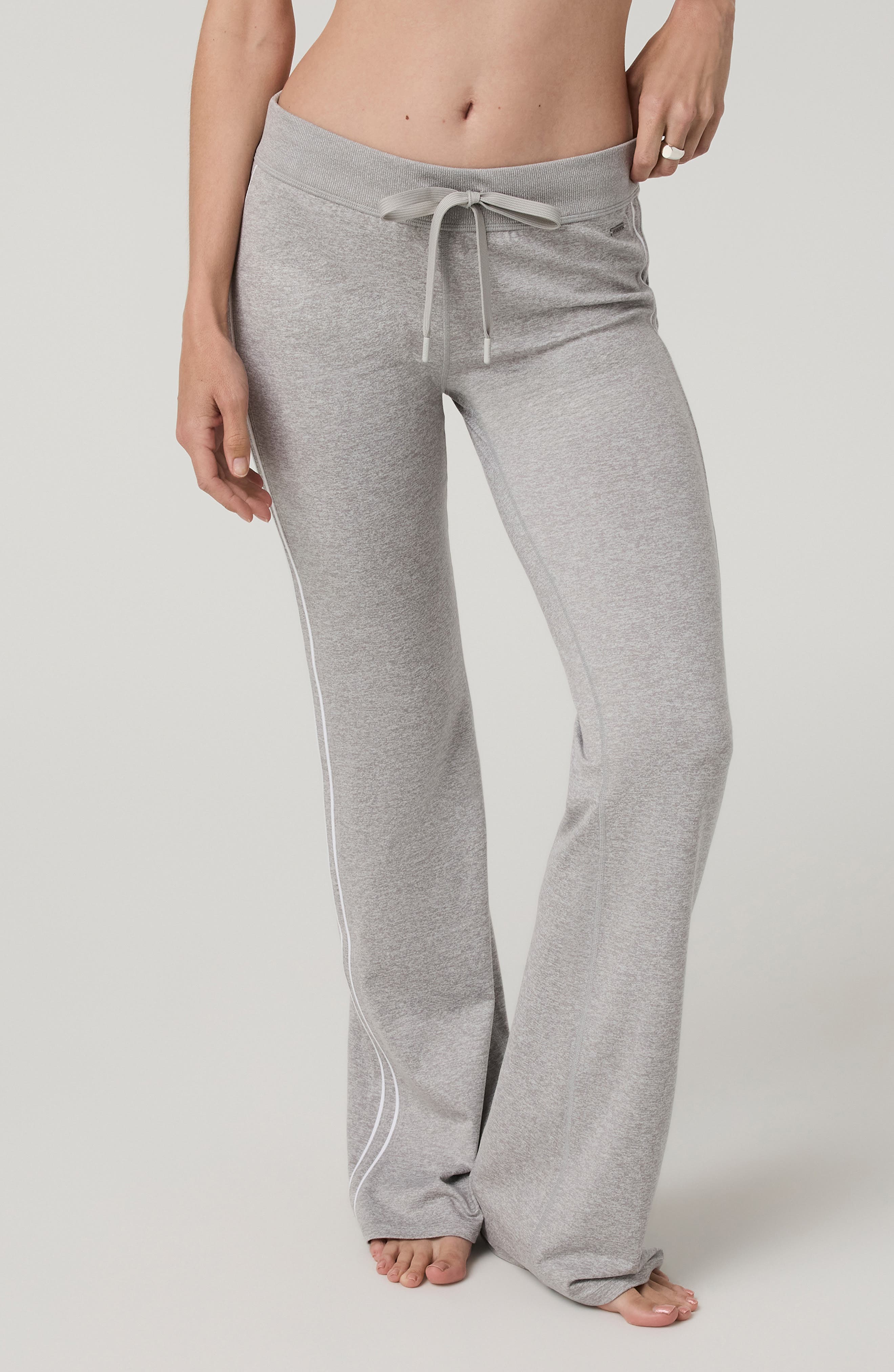 PALE GREY HEATHER