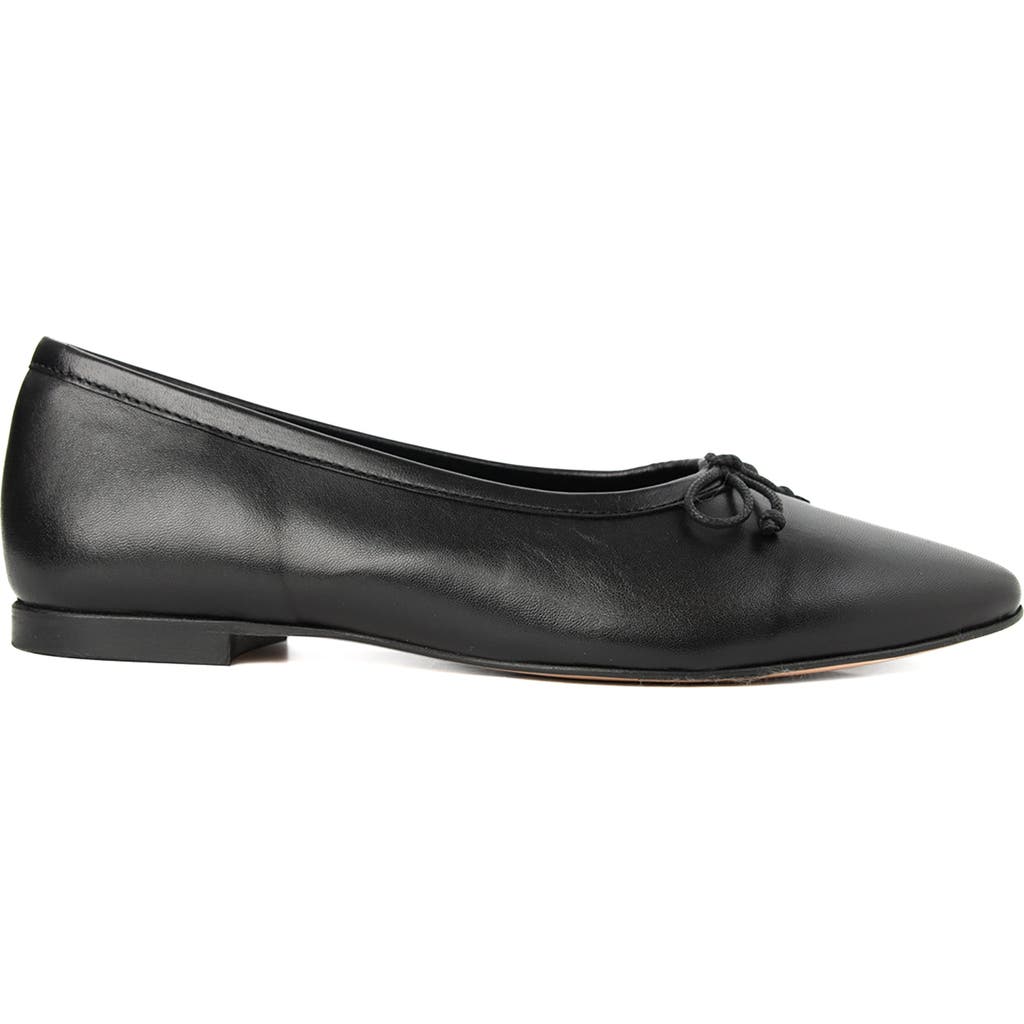 Menina Step Amelie Leather Ballet Flat In Black