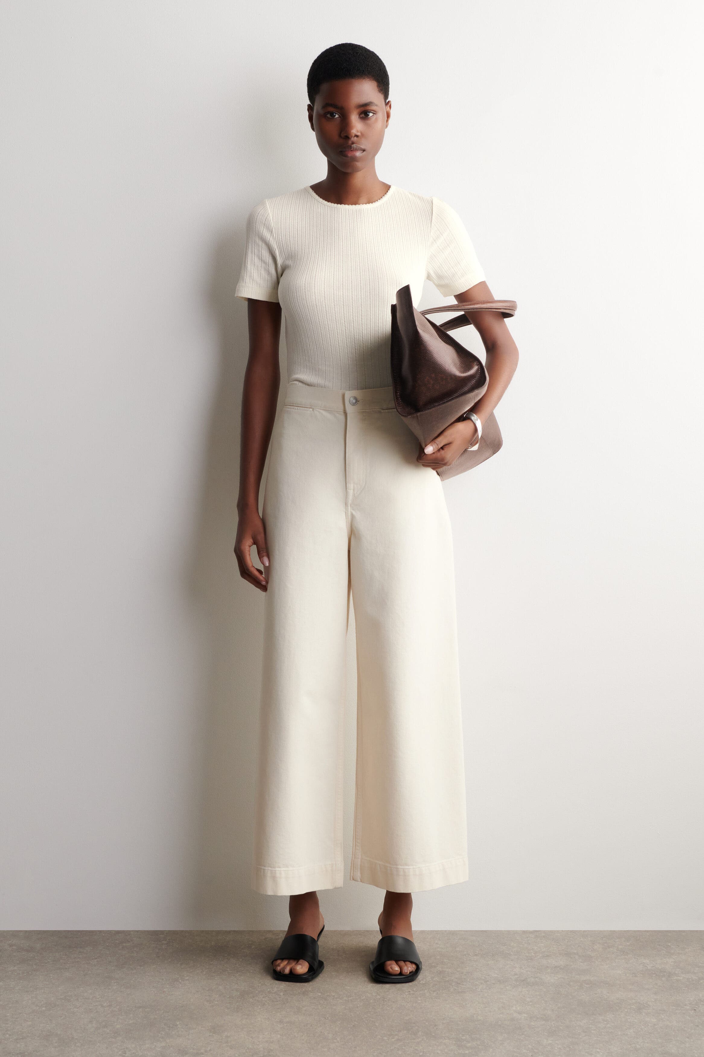 Cropped Wide-Leg Denim Pants - image 3