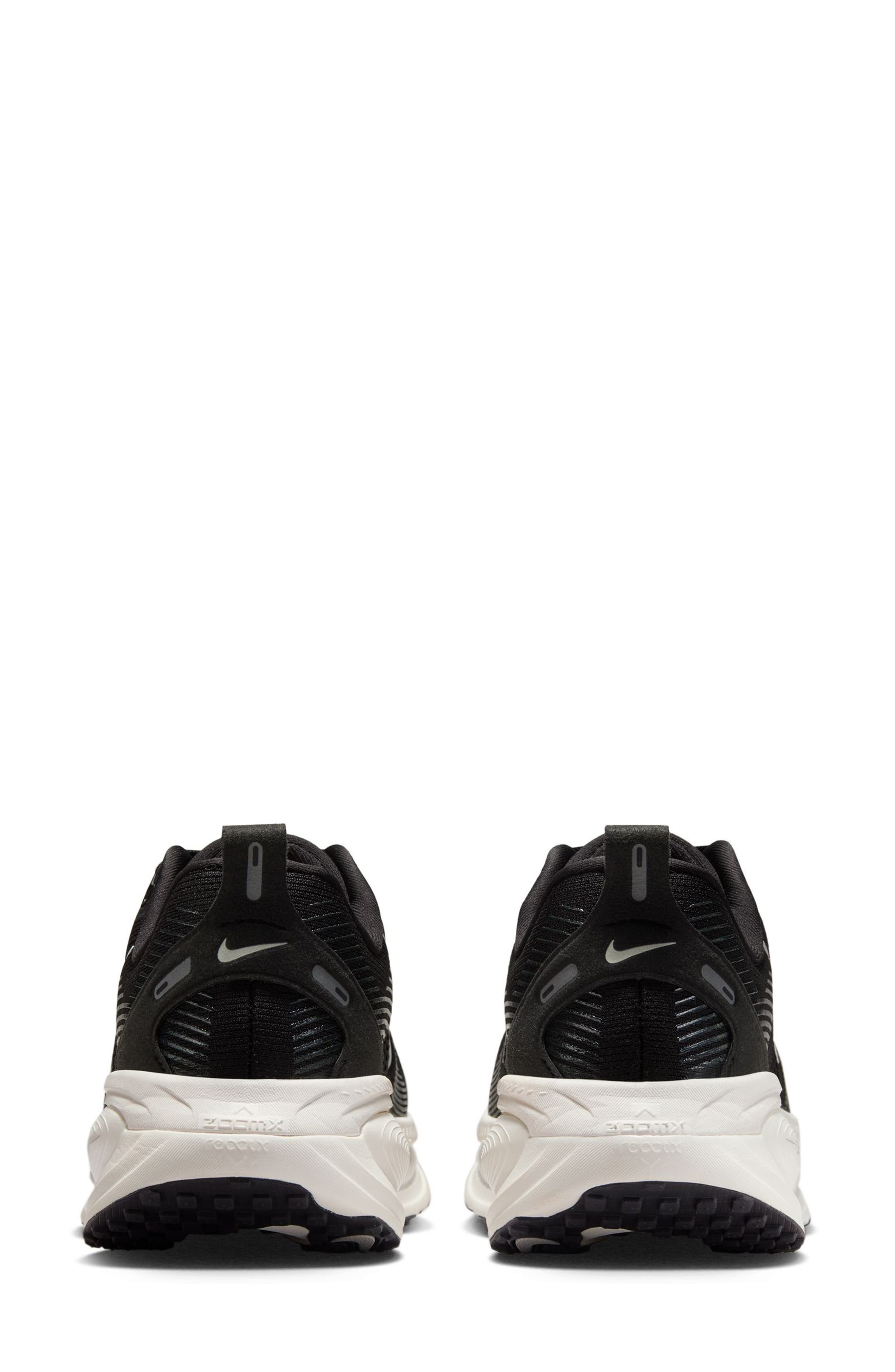 Nike Vomero 18 Running Shoe, Alternate, color, 002 Black/Smtwht