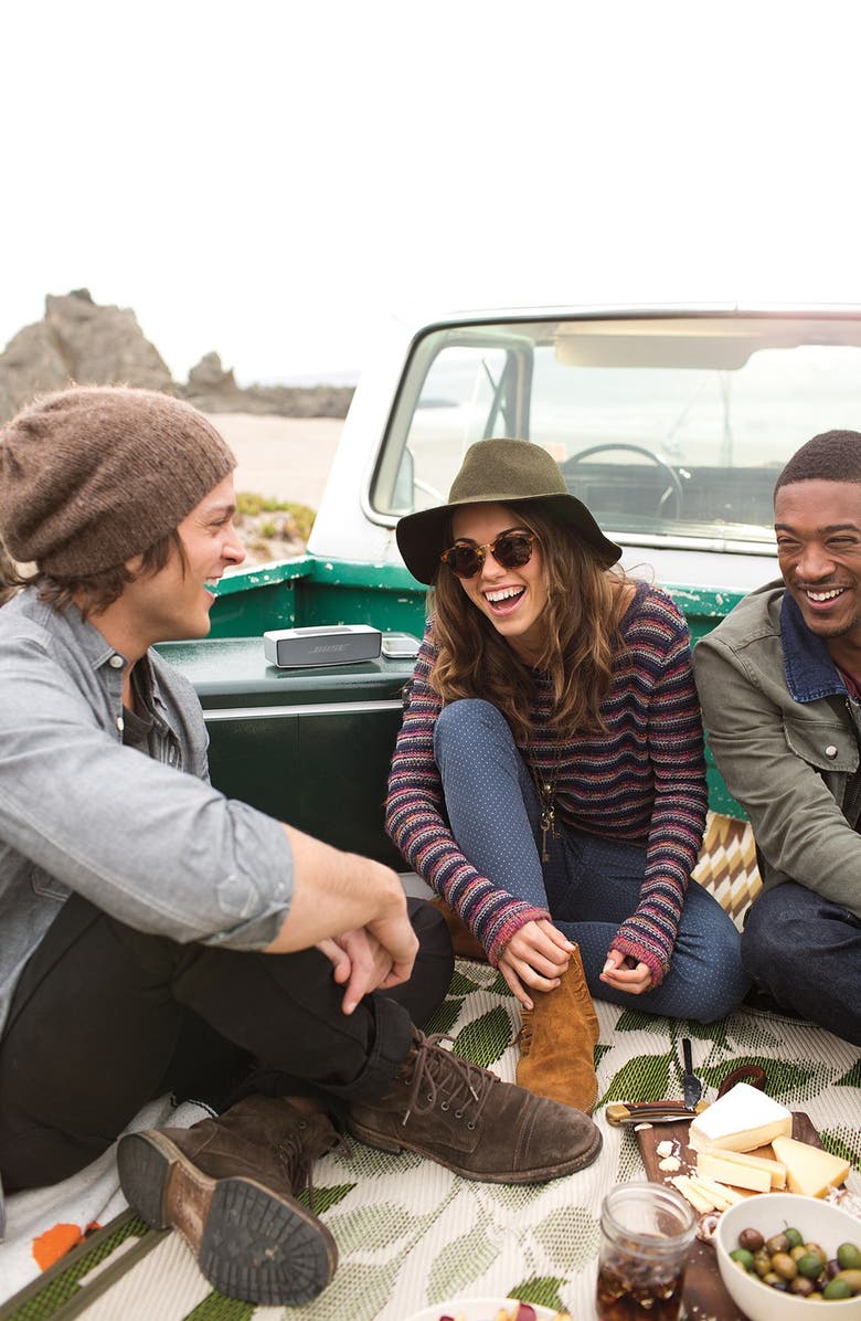 Bose<sup>®</sup> SoundLink<sup>®</sup> Mini Bluetooth<sup>®</sup> Speaker, Alternate, color, 