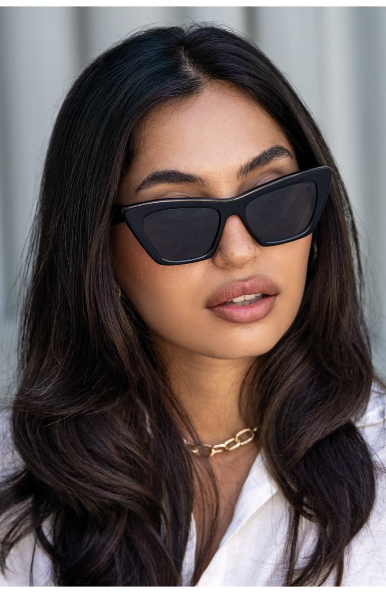 FREYRS Eyewear Siena Cat Eye Sunglasses, Alternate, color, Black